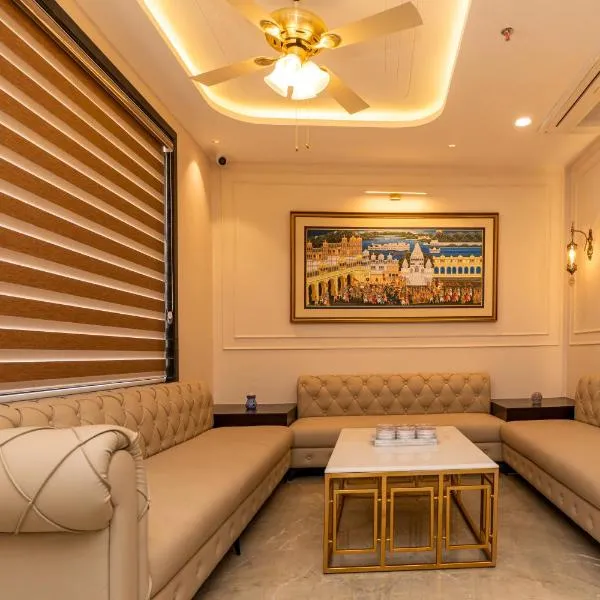 Raghunandan Palace - A Premier Boutique Stay, City Center & 500 Meters from City Railway Station photo 2