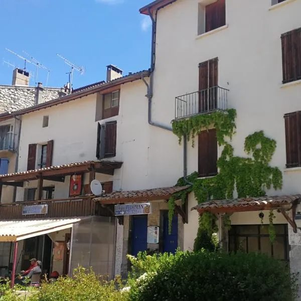 Auberge Roman, hotel in Villevieille