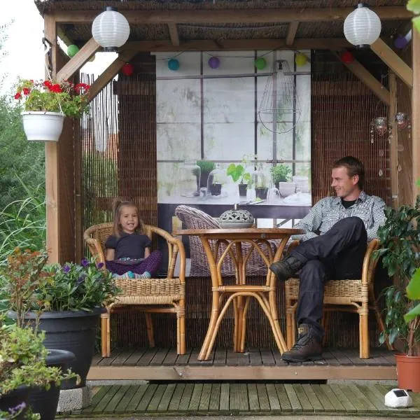 Dirosa, hotel in Onderdijk