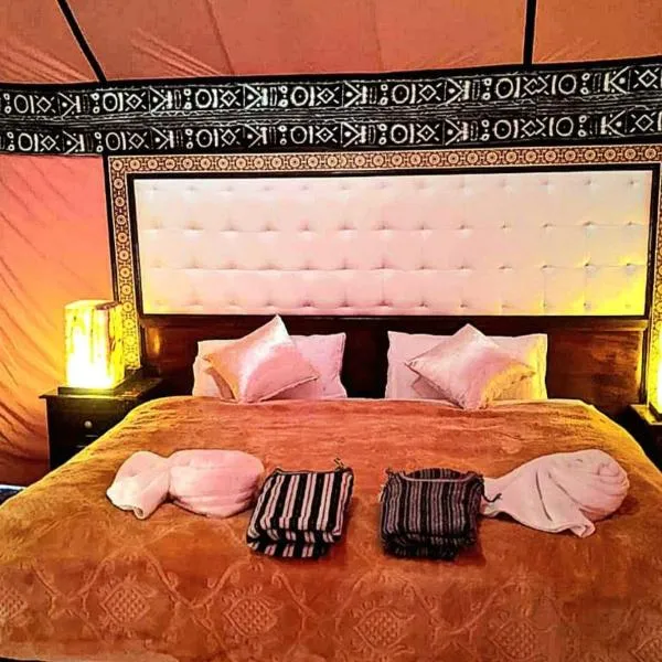 Luxury Desert Camp, khách sạn ở Merzouga