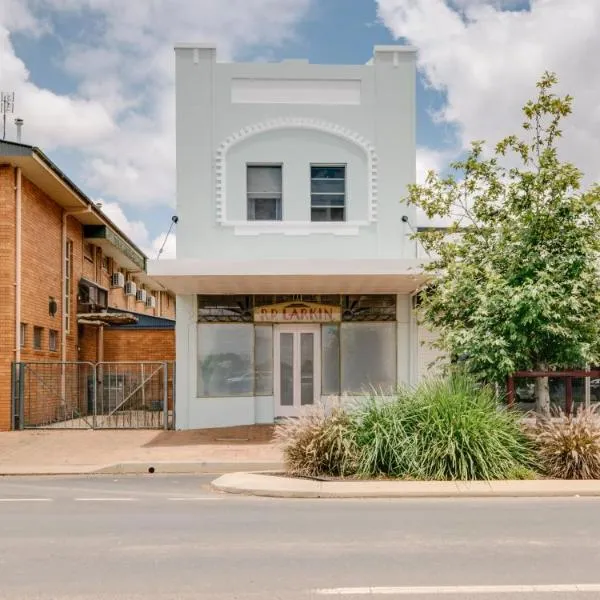 Eighty Seven Pangee St, hotel en Nyngan