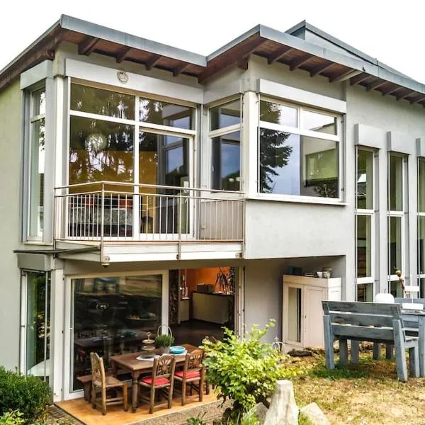 Villa Domschatz โรงแรมในลิมบวร์ก อัน แดร์ ลาน