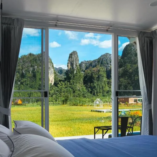 วันทน่า โฮมสเตย์ บ้านมุง เนินมะปราง, hotel in Ban Mung