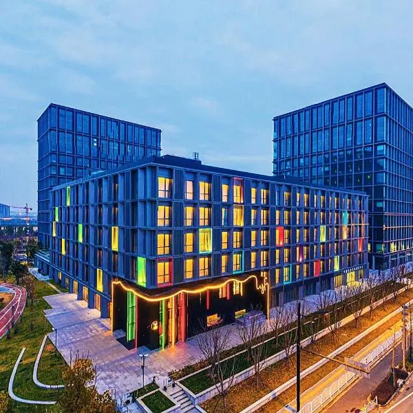 lyf by Ascott Hongqiao Shanghai NECC, hotel in Shanghai