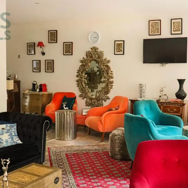 Logis Hôtel La Villa Boucicaut, hotel v destinácii Chalon-sur-Saône