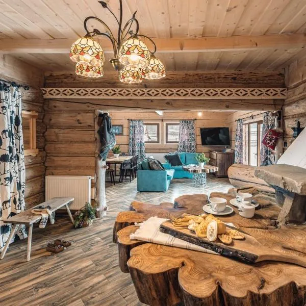 Domek Między Dolinami, Hotel in Witów