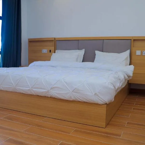 PALM VILLAGE BUSINESS HOTEL, hotel Dár al-Szalámban