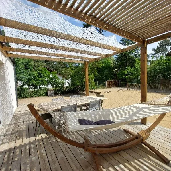 VILLA HÉLIOS, hotel i Jard-sur-Mer