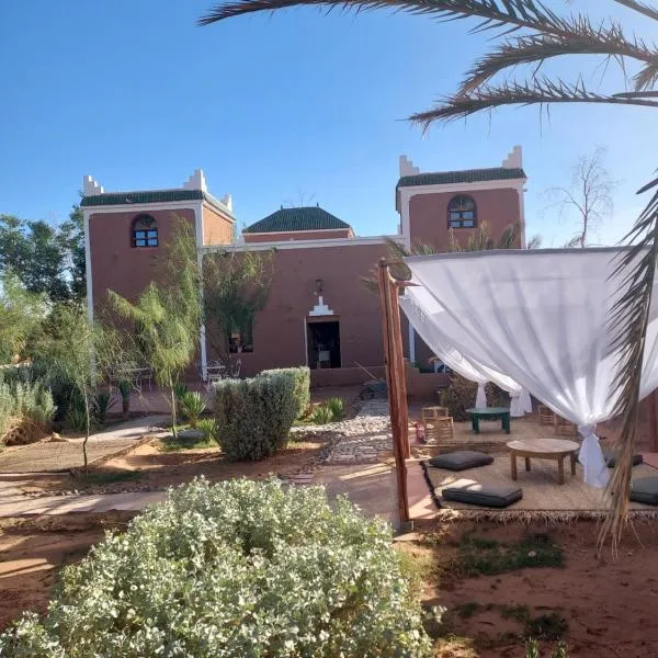 Riad ma bonne étoile, hotel in Mhamid