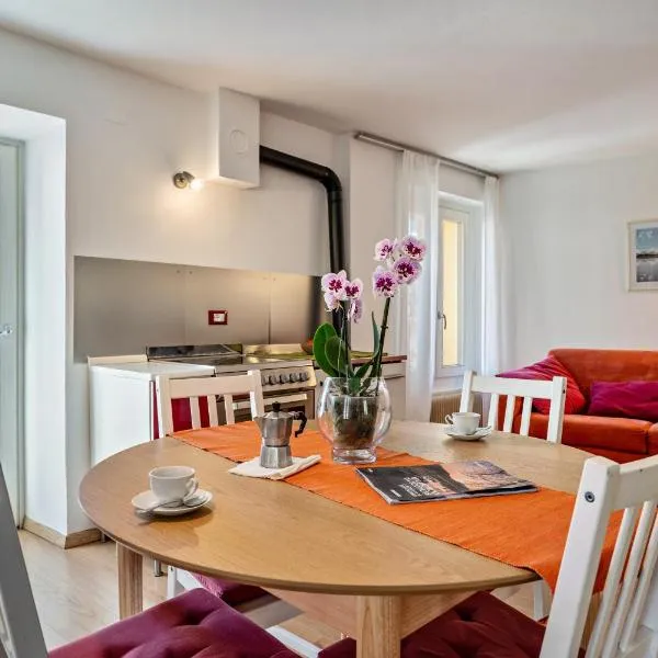 Balconi Rossi Borgo Valsugana, hotel v destinaci Borgo