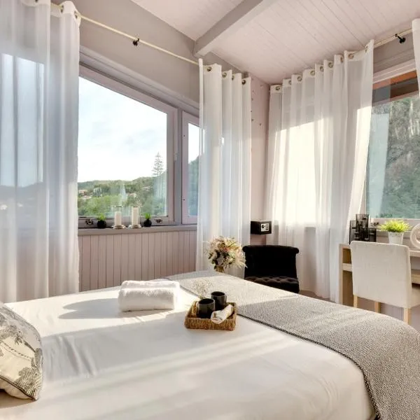 Hôtel Les Sources, hotel v destinácii Vernet-les-Bains