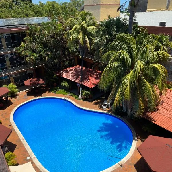 Gran Hotel Paris, hotel v destinaci La Ceiba
