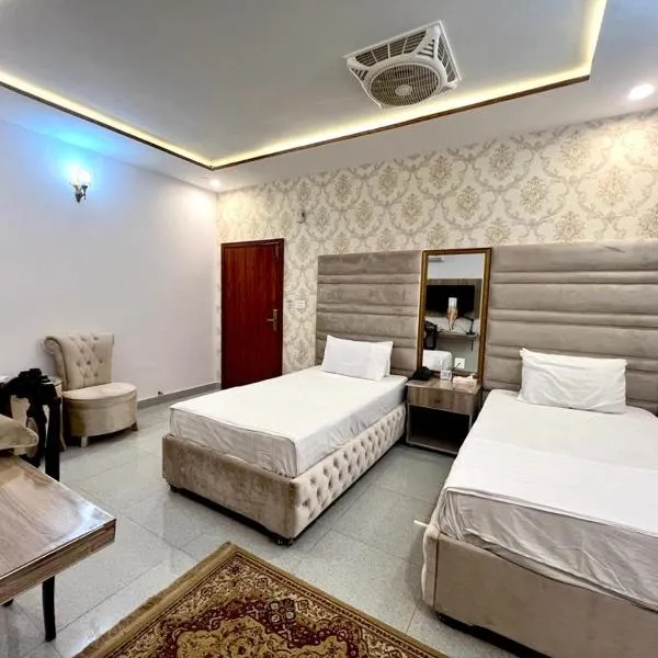 HOTEL DE SMART Multan、ムルターンのホテル