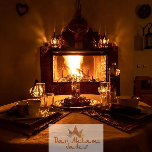 Dar Ahlam Dades Hotel, hotel en Aït Ouaddar