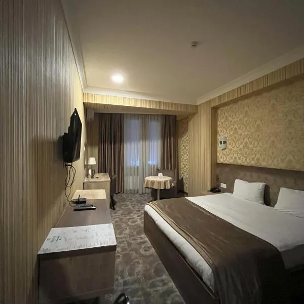 Royal Sapphire Hotel, khách sạn ở Baku