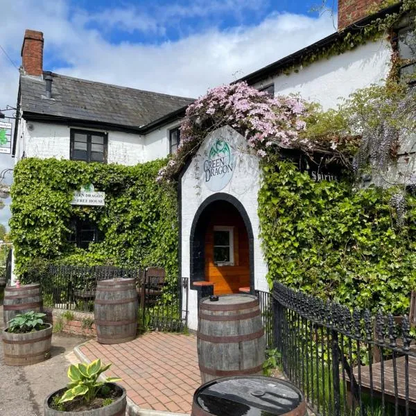 The Green Dragon, hotel in Pencombe