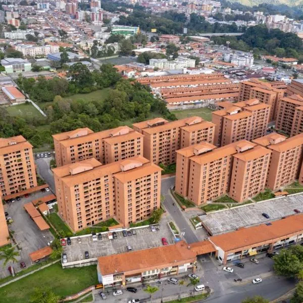 Apartamentos en Mérida Mejor precio garantizado、Méridaのホテル