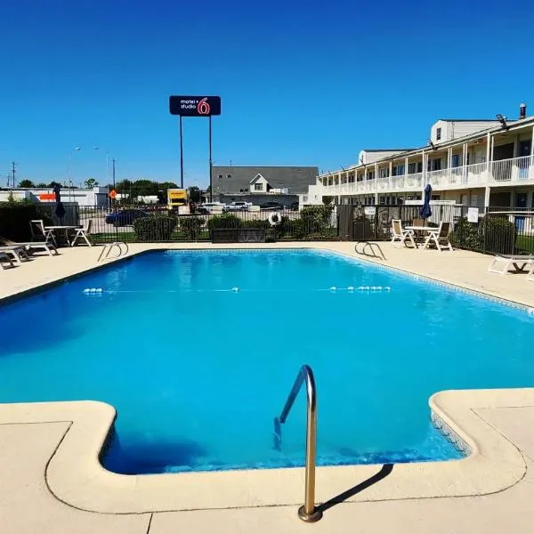 Motel 6-Webster, TX - Houston - Nasa Lake, hotel in Webster