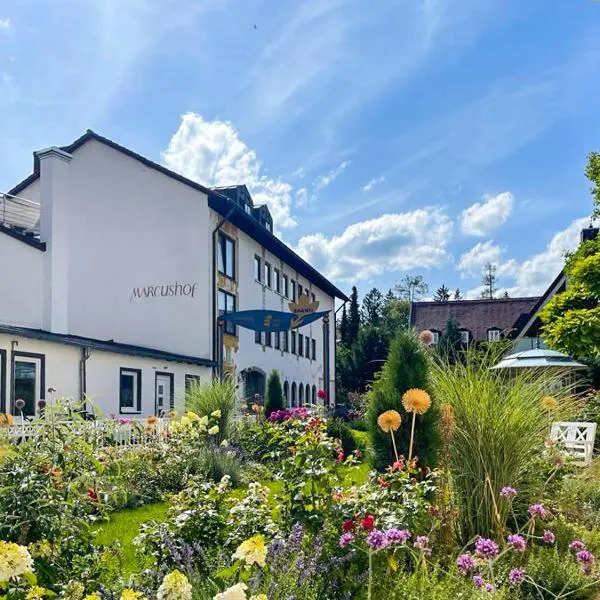 Ferienwohnungen Marcushof, hotel v destinaci Bad Wörishofen