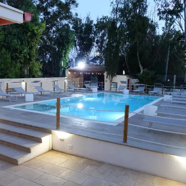 Giardini Sausari Residence, hotel v destinácii Punta Prosciutto