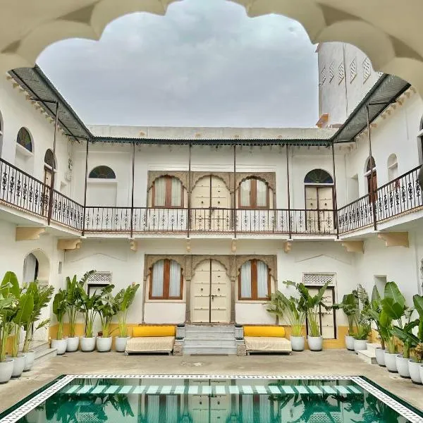 Dev Niwas - Heritage Hotel, hotel in Būndi