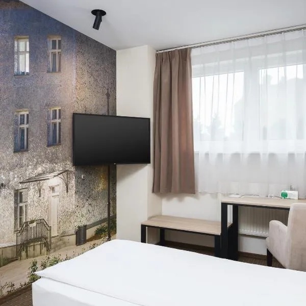 Iness Hotel, hotel in Łódź
