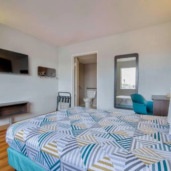 Motel 6-Farmington, NM, hotel in Farmington