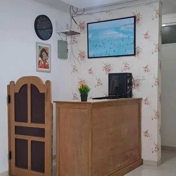 ARIMBI GUEST HOUSE, hotel di Batu