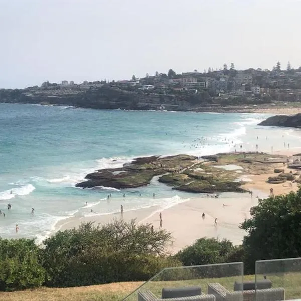 Beachfront Apartment on Bondi to Bronte Walk