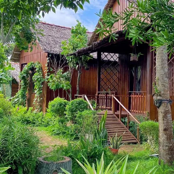 Muong Dinh Lodge, hotel v destinaci Ấp Nhơn Bình