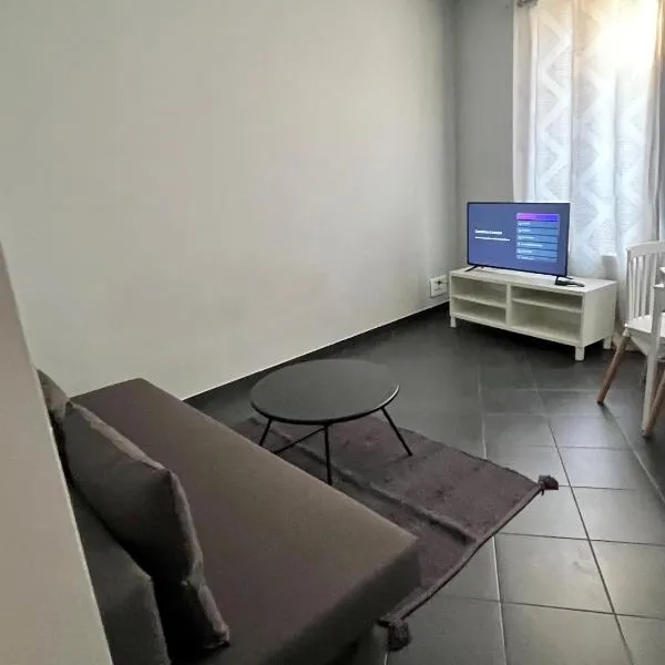 Appartement gare RER D maisons alfort Alfortville – hotel w mieście Alfortville