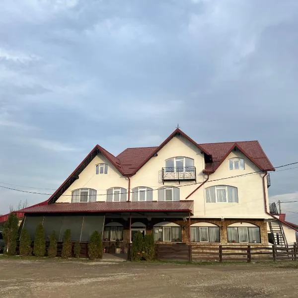 Pensiunea Dumbrăvița, hotel in Hîrtoape