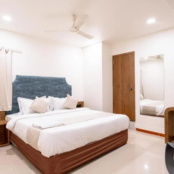hotel silver tree, hotel in Rajkot