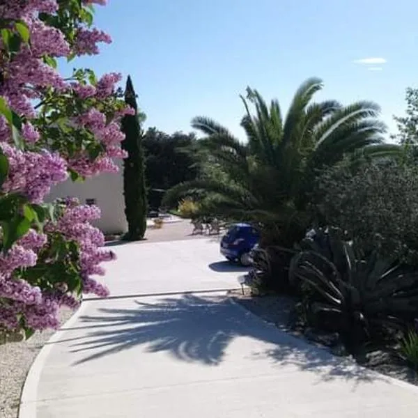 B&B La Boissière Et Le Vialat, hotel v destinácii Montagnac