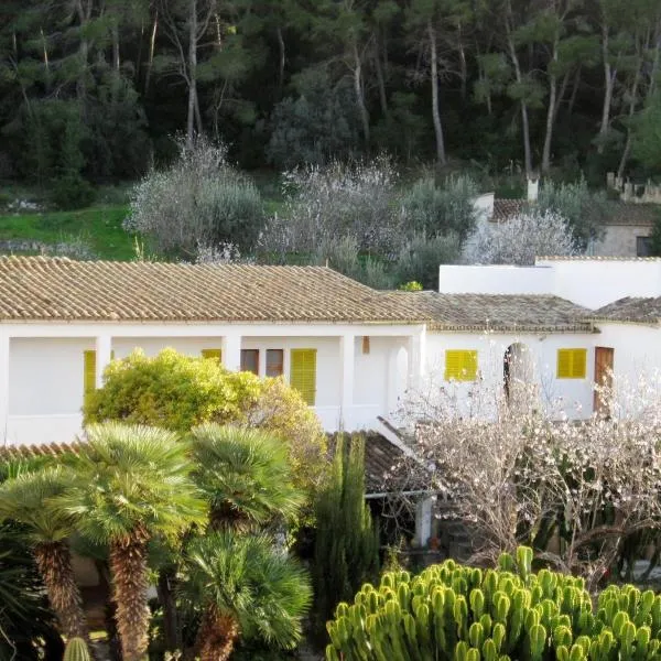Hostal Catalina Vera, hotel v destinácii Port d’Andratx