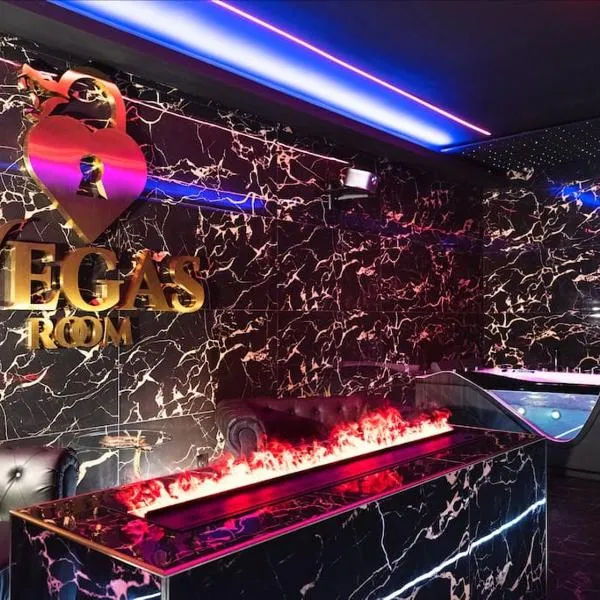 Vegas Room - Luxury, hotel in Serémange-Erzange