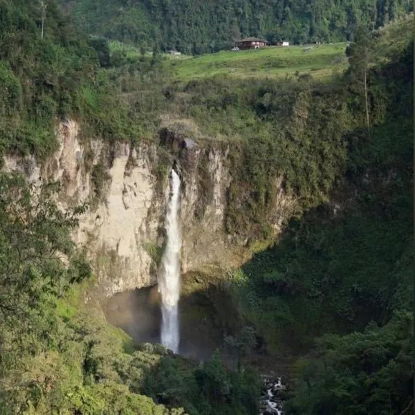 Hostal La Laguna、Villamaríaのホテル