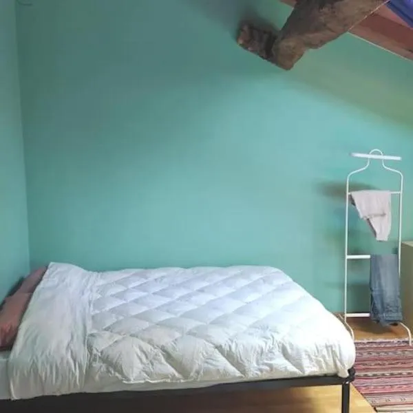 Stanza privata vicino a parma in casa rurale, khách sạn ở Pratoretto