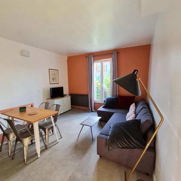 Appartement 4 personnes proche Paris et de la station Aérobus Paris-Beauvais, hotel v destinácii Pierrefitte-sur-Seine