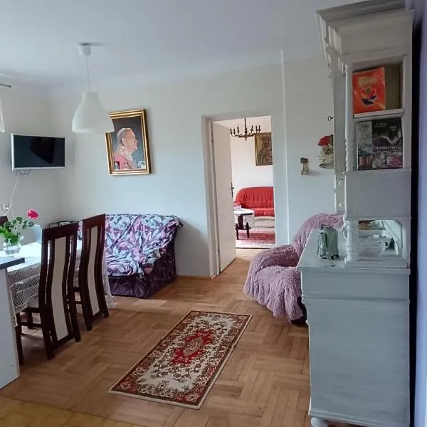 Dom na szlaku Krakowskim, hotel u gradu 'Łączany'
