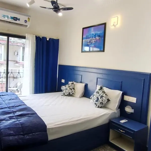 Santorini - peaceful studio apartment, Candolim, Goa, hotel v destinaci Candolim