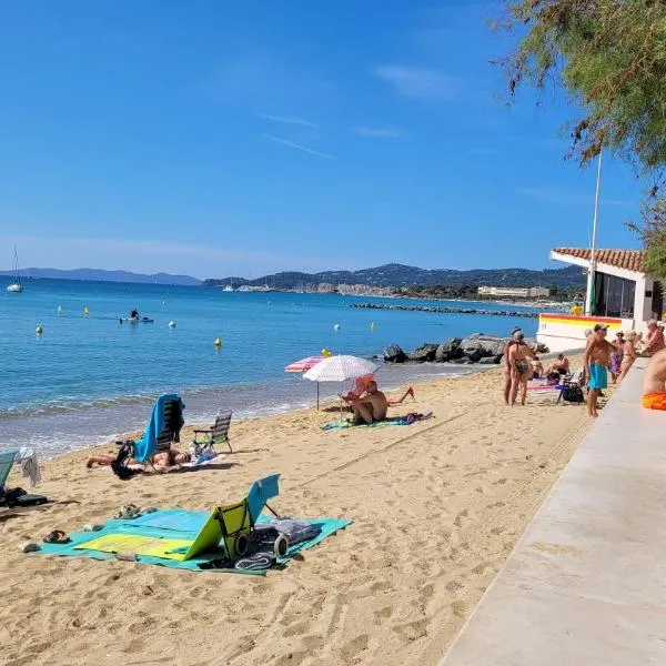 Le Laurier Rose, hotel v destinaci Le Lavandou