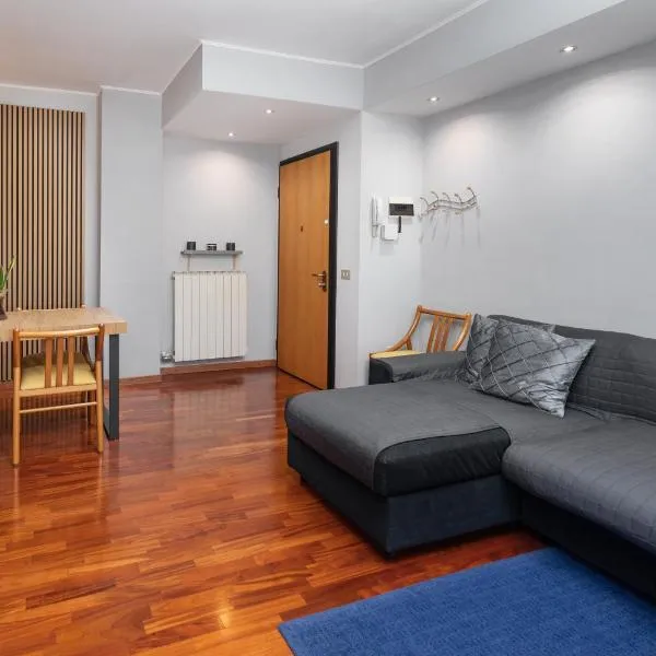 Apartment Forum IV, hotel Assagóban