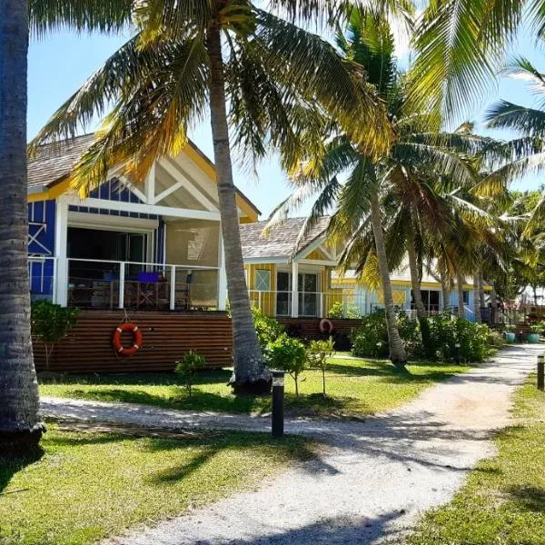 Beach House Lodge, hotel v destinaci Poum