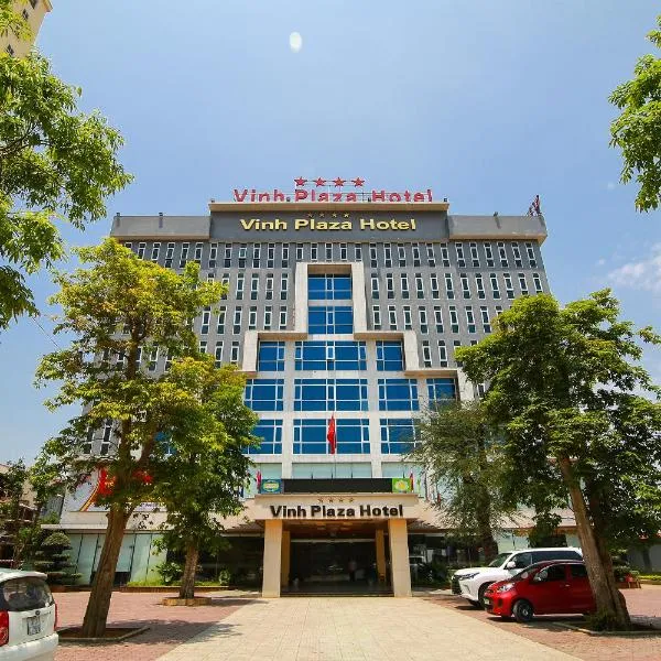 Vinh Plaza Hotel, hótel í Vinh