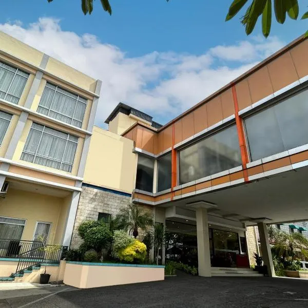 Parkside Mandarin Hotel Pekalongan, hotel en Pekalongan