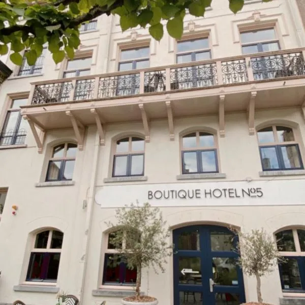 Boutique Hotel No5, hotel in Hoogerheide