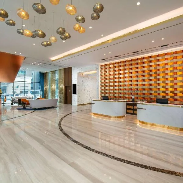 Mövenpick Living West Hanoi, hotel v Hanoji