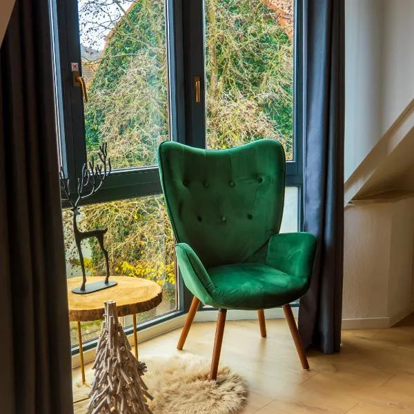 AMAO-Green - City Center Lahr - Penthouse Maisonette, hotel i Lahr