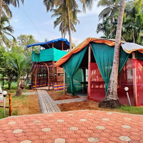 ArtKarna, hotel in Tadri